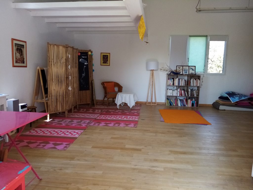 location salle bien-être yoga peinture qi gong Vannes Bretagne